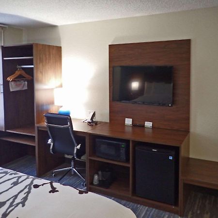 Sleep Inn & Suites 加利福尼亚 外观 照片